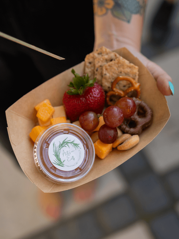 artisan_eats_best_charcuterie_cart_columbos_ohio_gallery_img