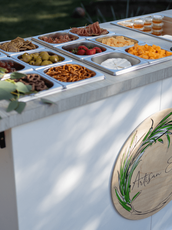 artisan_eats_best_charcuterie_cart_columbos_ohio_gallery_img