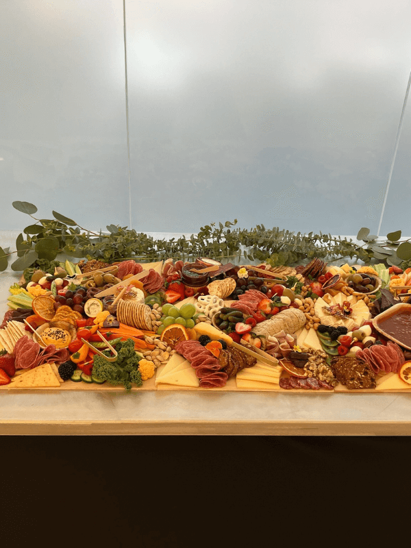 artisan_eats_best_grazing_tables_columbos_ohio_gallery_image