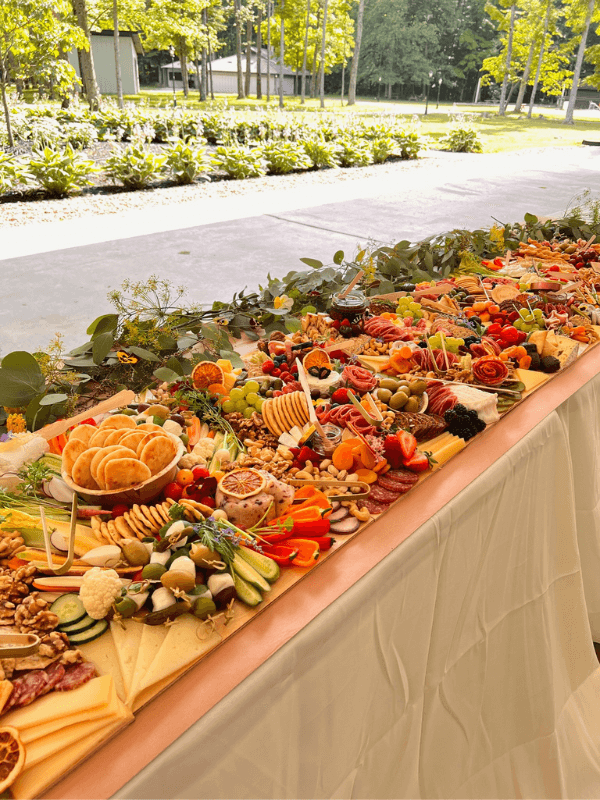 artisan_eats_best_grazing_tables_columbos_ohio_gallery_image